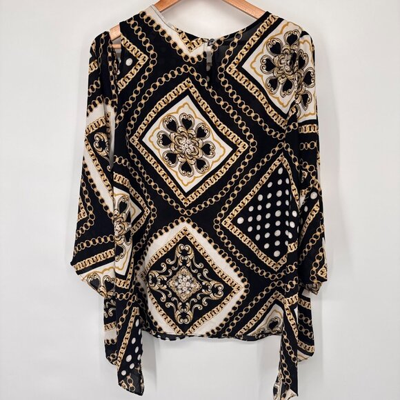Chicos 2 Womens Black Gold Geometric Chain Print cold shoulder Blouse Size large - Picture 10 of 10